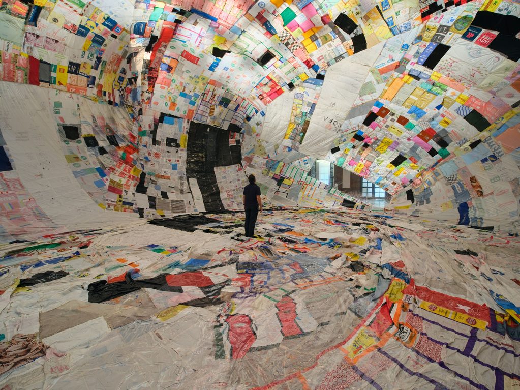 HDK_Ausstellungsansicht_Tomás-Saraceno_Foto-Agostino-Osio_3923