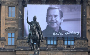 Václav_Havel_2014_Václavské_náměstí